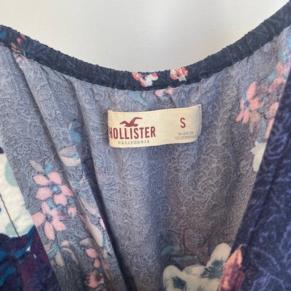 Hollister Floral Romper S - Picture 2 of 3